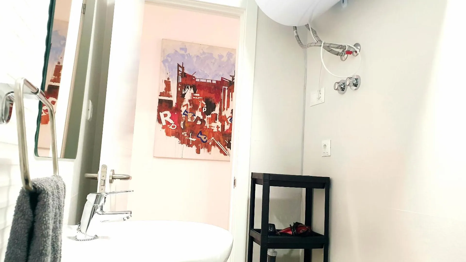 Picasso'S Neighbor Apartment Malaga Spain