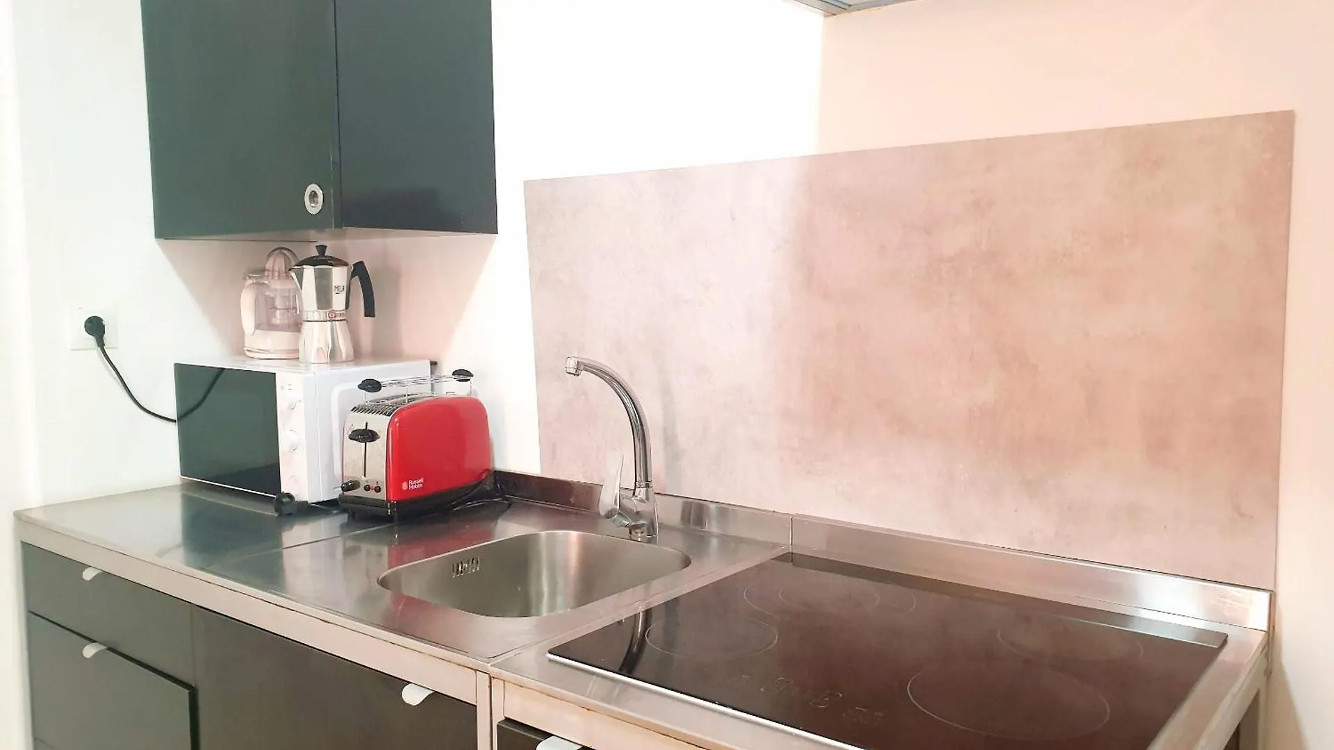 Picasso'S Neighbor Apartment Malaga