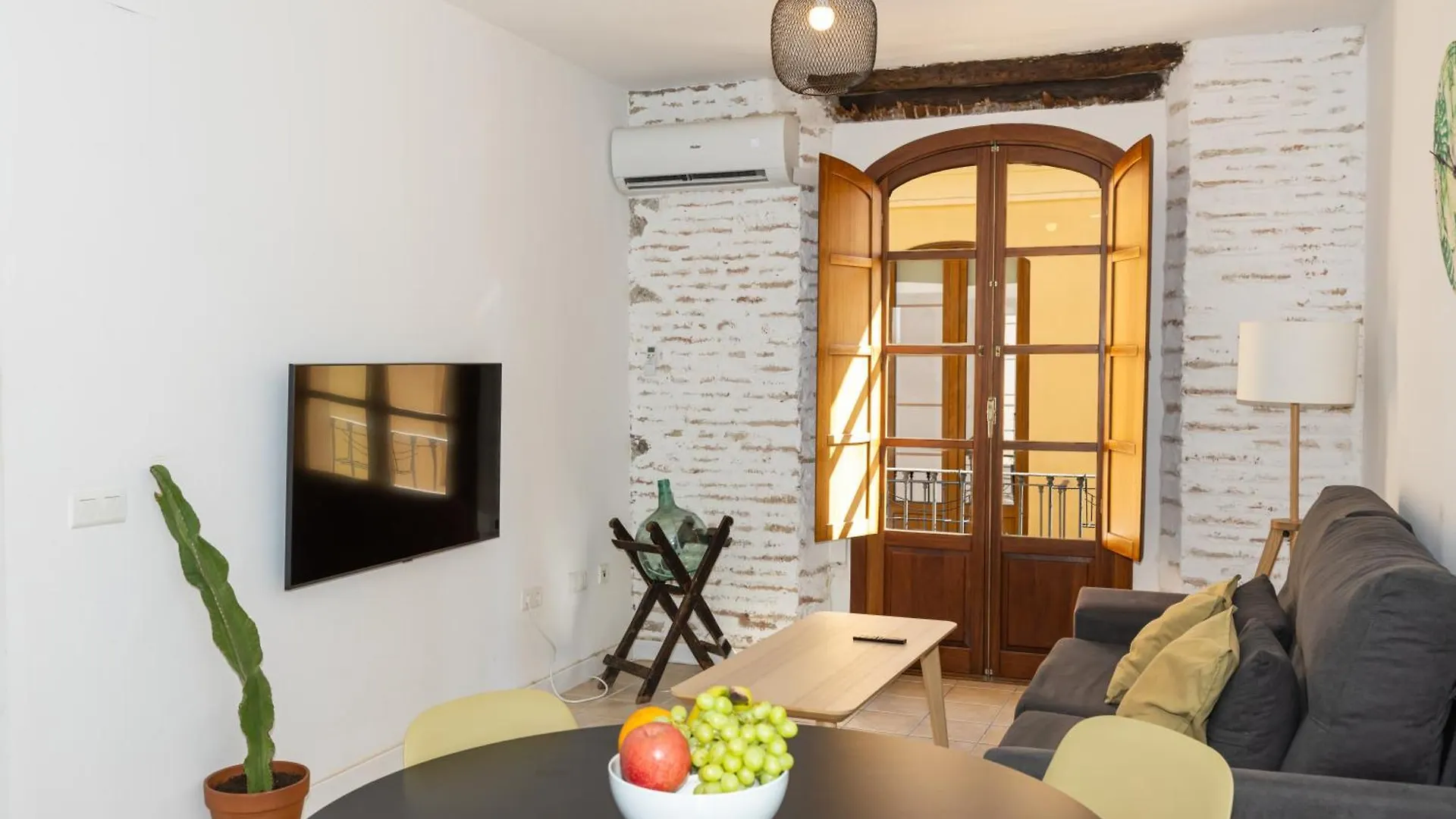 Picasso'S Neighbor Apartment Malaga 0*,  Spain